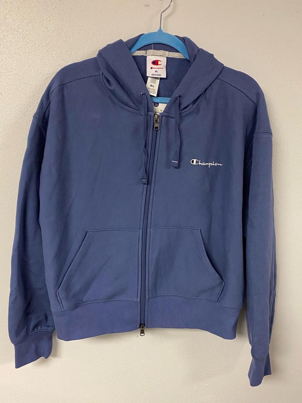 Champion Men’s Navy Blue Full-Zip Windbreaker Hoodie. NWT Size XL